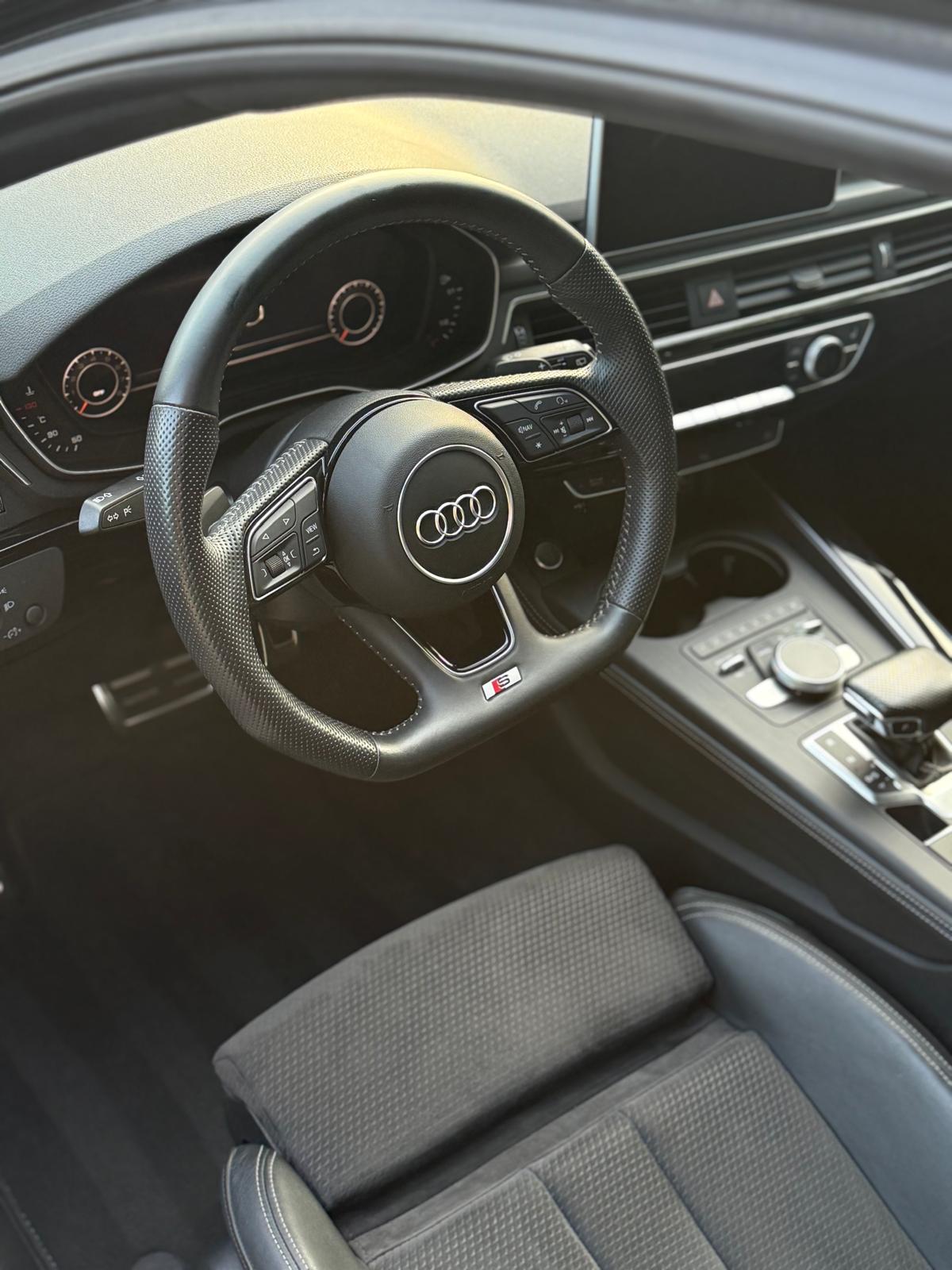 Audi S4 interieur stuurwiel